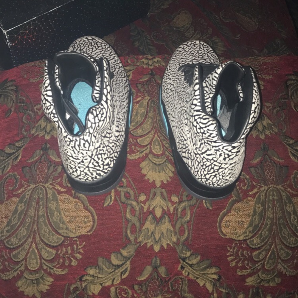 Jordan Lab5’s - Picture 3 of 5
